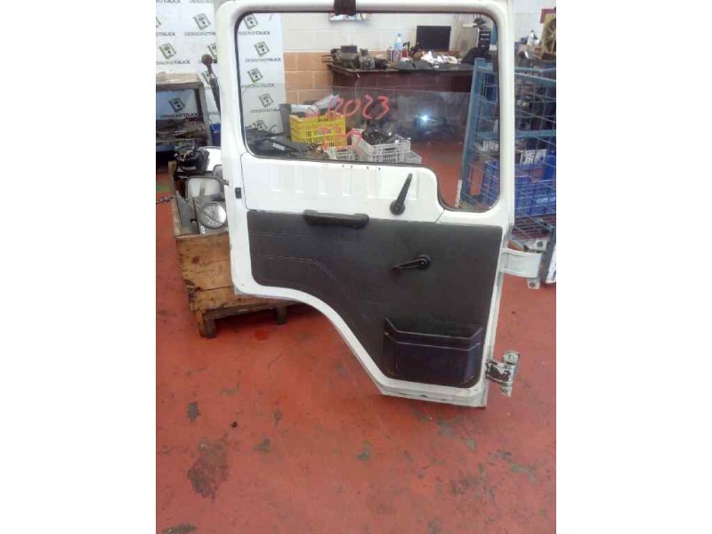 Recambio de puerta delantera izquierda para nissan trucks l35.09 ... referencia OEM IAM   