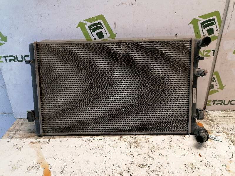 Recambio de radiador agua para volkswagen golf iv berlina (1j1) básico referencia OEM IAM 1J0121253P  