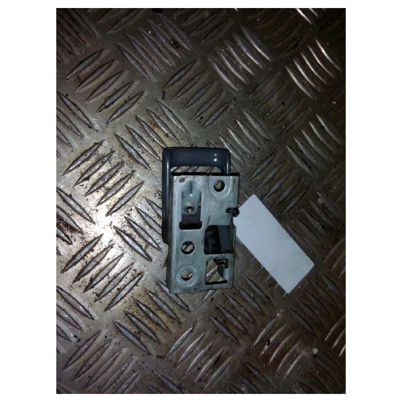Recambio de maneta interior delantera izquierda para nissan cabstar 01.04  cabina simple cabina individual referencia OEM IAM   