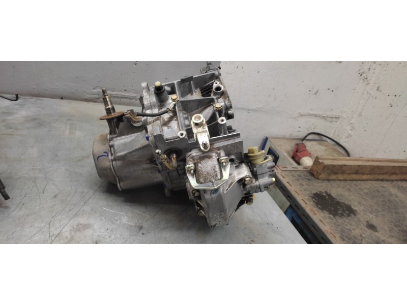 Recambio de caja cambios para citroën xsara break 1.9 d sx referencia OEM IAM 20TA87  