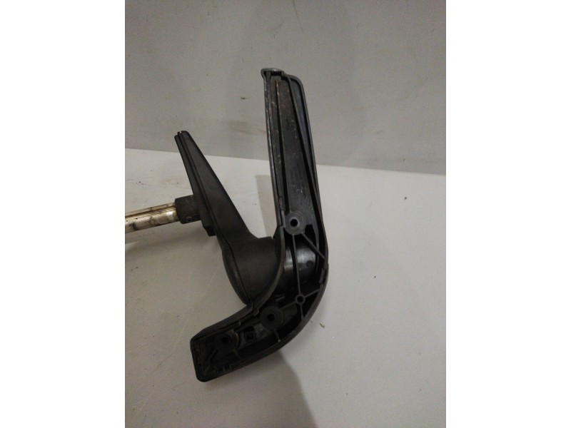 Recambio de brazo retrovisor izquierdo para man tgx 18.xxx 12.4 diesel referencia OEM IAM   