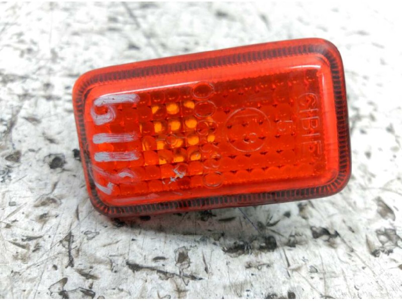 Recambio de piloto lateral derecho para tata telcosport referencia OEM IAM   