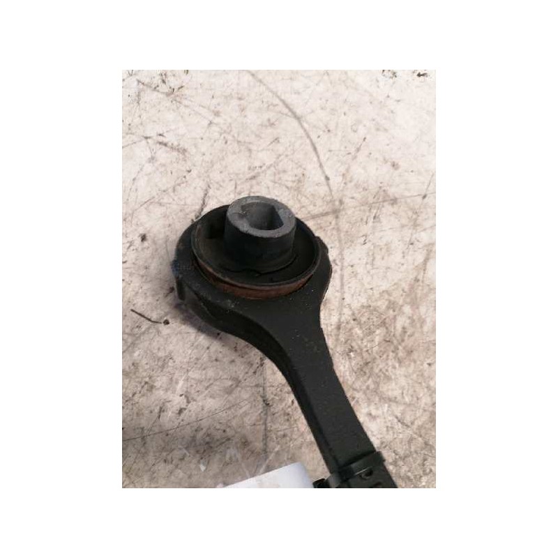 Recambio de brazo suspension inferior delantero izquierdo para chrysler 300 c 3.0 crd referencia OEM IAM 05070123  