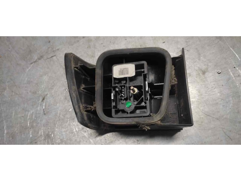 Recambio de piloto trasero izquierdo para citroën xantia berlina 1.6 referencia OEM IAM   