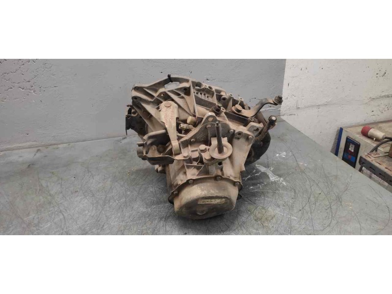 Recambio de caja cambios para citroën xantia berlina 1.9 td exclusive referencia OEM IAM 20CM43  