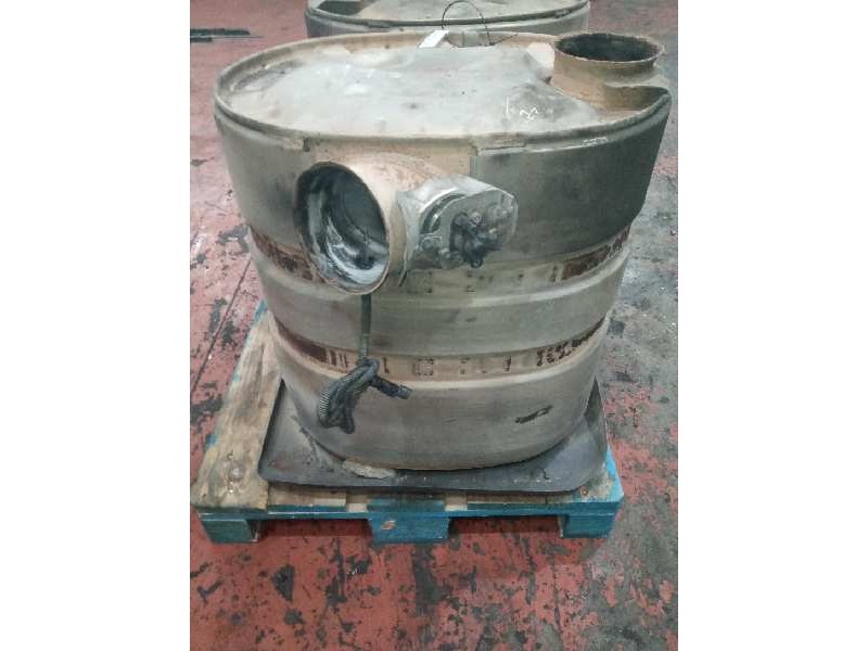 Recambio de catalizador para renault magnum ab 2005 12.8 diesel referencia OEM IAM 7420920706  