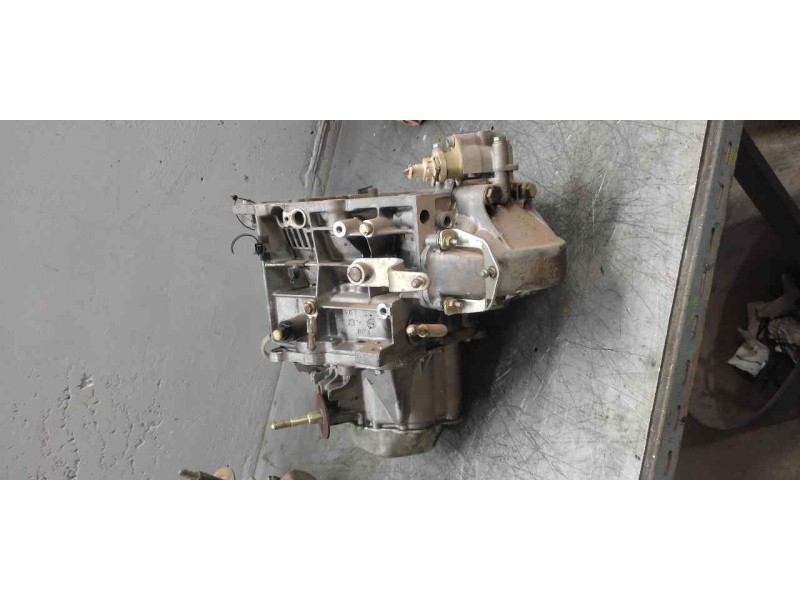 Recambio de caja cambios para citroën xsara berlina 1.9td attraction referencia OEM IAM 20TE43  