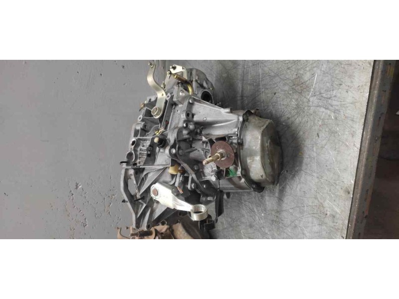 Recambio de caja cambios para citroën xsara berlina 1.9td attraction referencia OEM IAM 20TE43  