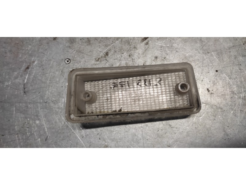 Recambio de piloto delantero izquierdo para seat 133 -- referencia OEM IAM  BLANCO 