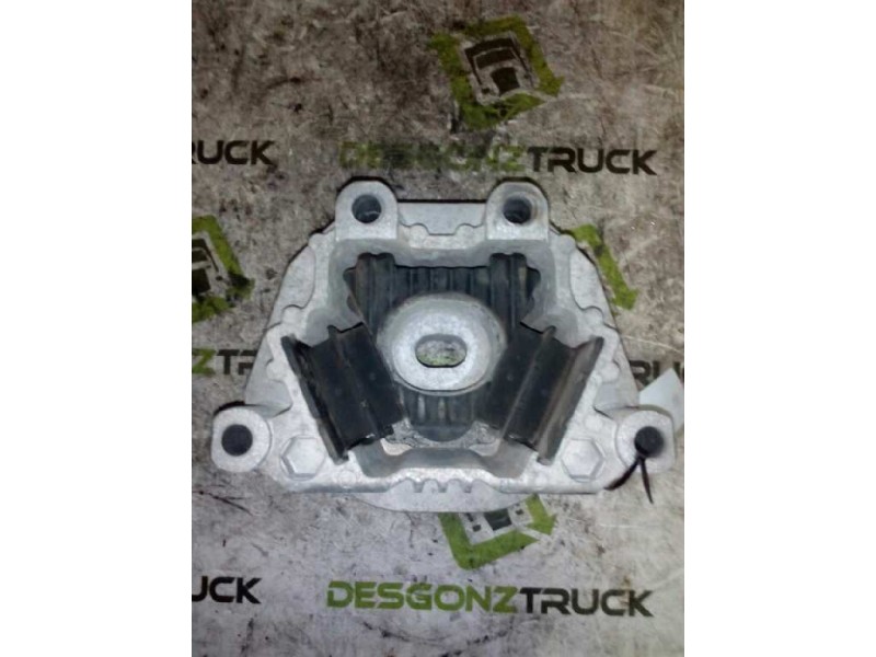 Recambio de soporte motor para renault midlum fg xxx.12    e5 cabina doble referencia OEM IAM   