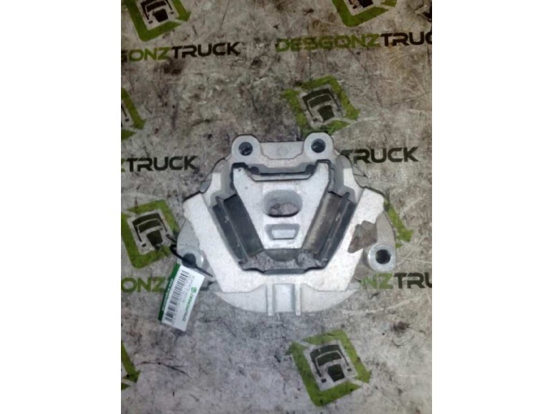 Recambio de soporte motor para renault midlum fg xxx.12    e5 cabina doble referencia OEM IAM   