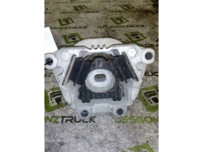 Recambio de soporte motor para renault midlum fg xxx.12    e5 cabina doble referencia OEM IAM   
