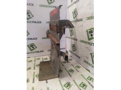 Recambio de guardabarros delantero izquierdo para nissan trucks atleon 35.13 referencia OEM IAM    2