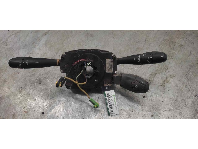 Recambio de mando multifuncion para peugeot 207 confort referencia OEM IAM 96630732XT  
