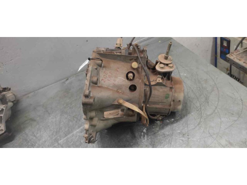 Recambio de caja cambios para peugeot 206 berlina xn referencia OEM IAM 20DL74  