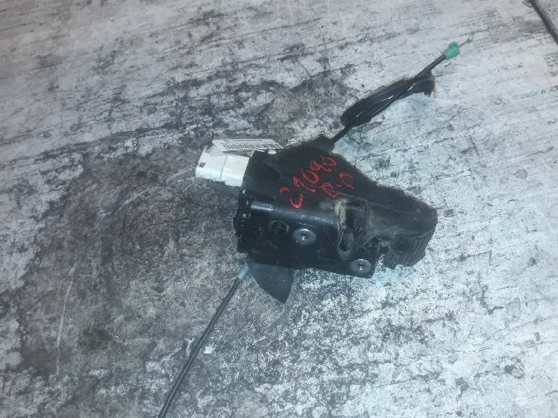 Recambio de cerradura puerta delantera derecha para citroën c4 berlina lx referencia OEM IAM 9683415980 6 PINS 