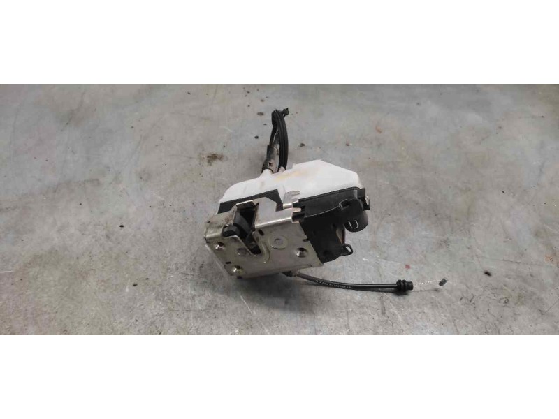 Recambio de cerradura puerta delantera derecha para citroën c3 1.4 audace referencia OEM IAM   4 PINS