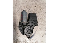 Recambio de motor elevalunas trasero derecho para volkswagen golf iv berlina (1j1) básico referencia OEM IAM 9776101438203 F005S