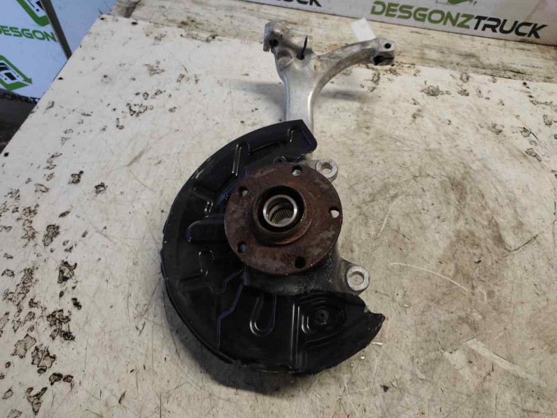 Recambio de mangueta delantera izquierda para audi a4 berlina (8e) 1.9 tdi (96kw) referencia OEM IAM   