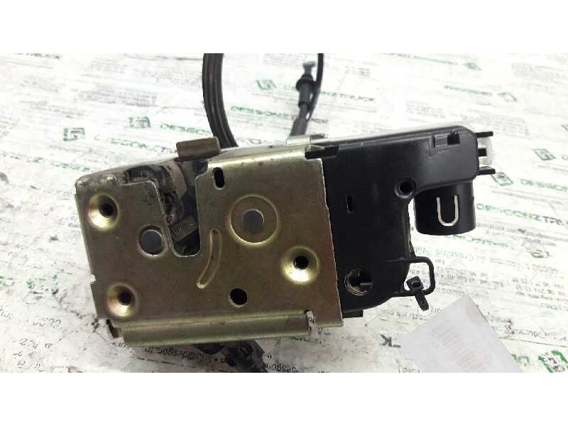 Recambio de cerradura puerta delantera derecha para citroën c3 1.4 satisfaction referencia OEM IAM   