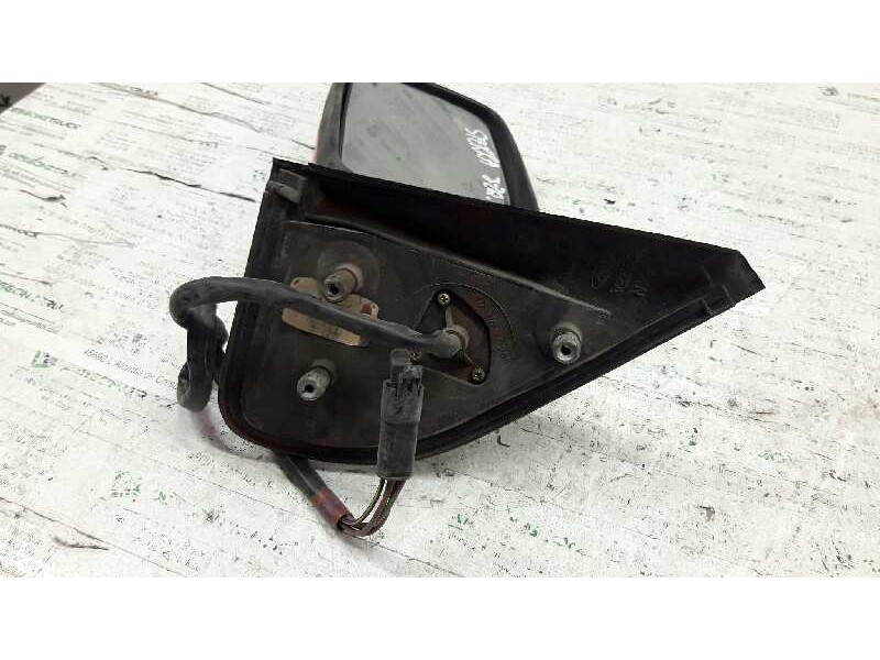 Recambio de retrovisor derecho para ford sierra berlina ghia referencia OEM IAM 17682HE ELECTRICO 