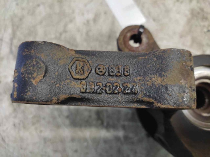 Recambio de mangueta delantera izquierda para mercedes-benz vito (w638) combi 110 cdi (638.194) referencia OEM IAM   