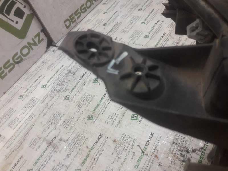 Recambio de faro izquierdo para renault scenic (ja..) 1.4 16v fairway referencia OEM IAM   