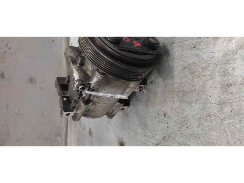 Recambio de compresor aire acondicionado para ford fiesta berlina básico referencia OEM IAM 96FW19D629AE  