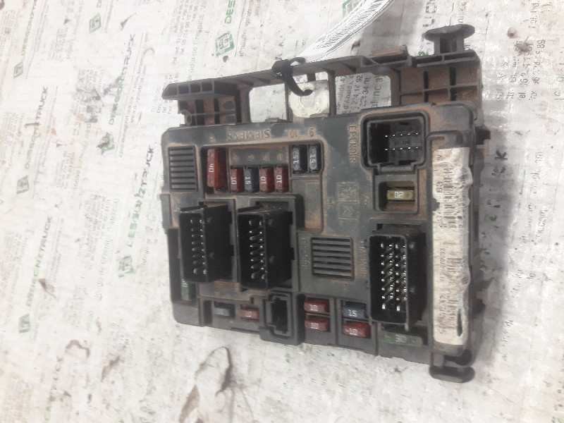 Recambio de caja reles / fusibles para peugeot 206 sw xs referencia OEM IAM 9643498680 BSM 