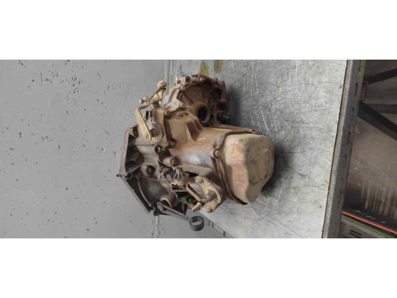 Recambio de caja cambios para citroën xsara berlina 1.6 16v tonic referencia OEM IAM 20CN28  