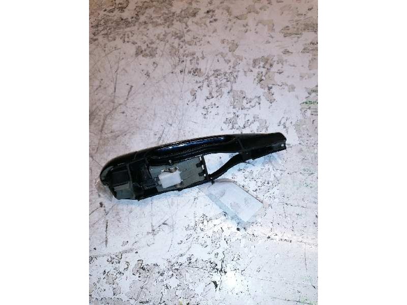 Recambio de maneta exterior trasera derecha para bmw serie 3 berlina (e46) 323i referencia OEM IAM 51218216122  