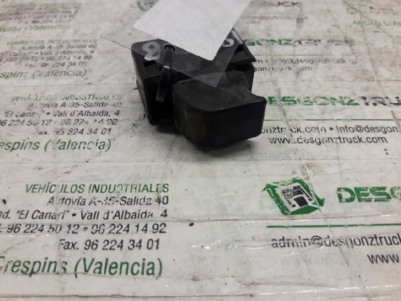 Recambio de mando elevalunas trasero izquierdo para nissan primera berlina (p11) básico referencia OEM IAM   