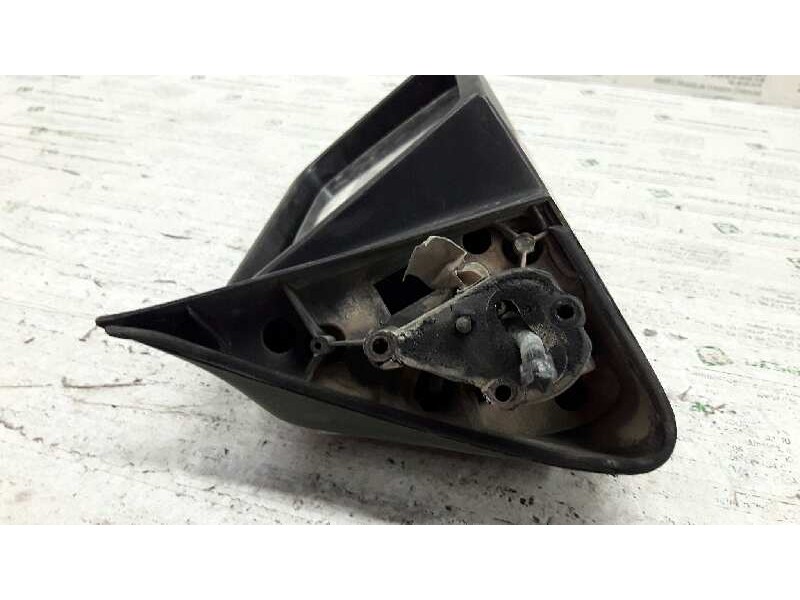 Recambio de retrovisor derecho para opel kadett e gl berlina referencia OEM IAM  MANUAL 