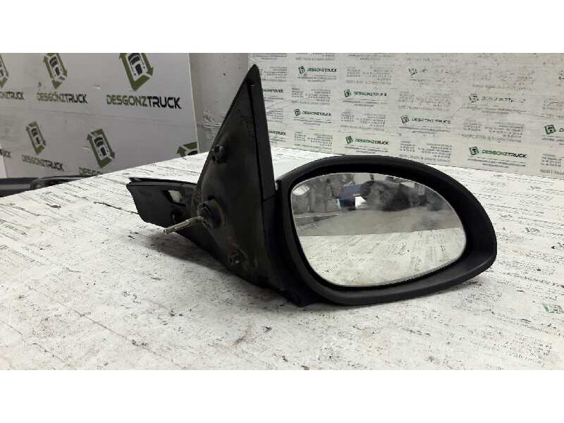 Recambio de retrovisor derecho para opel vectra b berlina básico referencia OEM IAM 0510411 MANUAL 