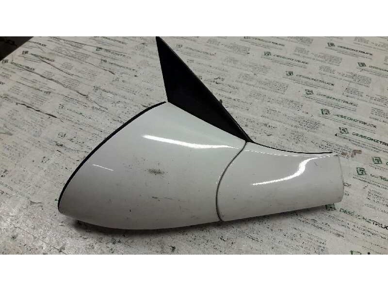 Recambio de retrovisor derecho para opel vectra b berlina básico referencia OEM IAM 0510411 MANUAL 