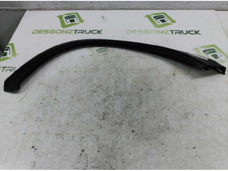 Recambio de aletin trasero izquierdo para opel corsa b eco referencia OEM IAM 90388701  