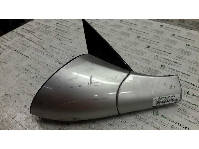 Recambio de retrovisor derecho para opel vectra b berlina básico referencia OEM IAM 0510411 MANUAL 