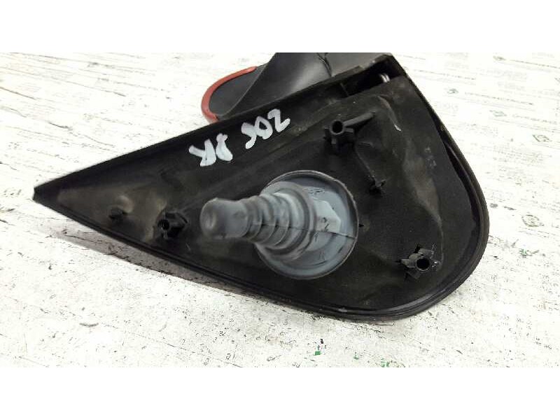 Recambio de retrovisor derecho para peugeot 206 berlina x-line referencia OEM IAM   