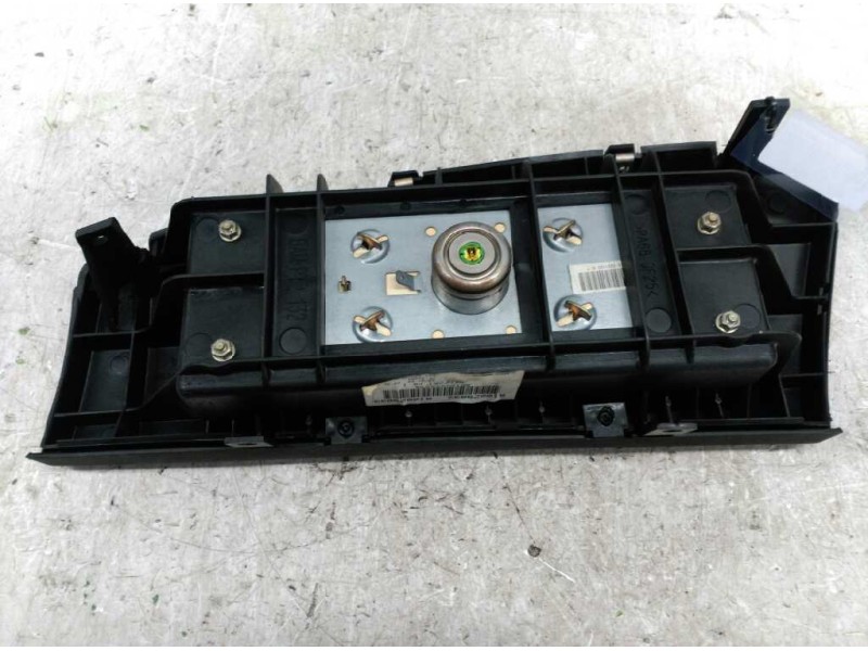 Recambio de airbag delantero derecho para citroën xsara berlina 1.9d image referencia OEM IAM 9634700577  