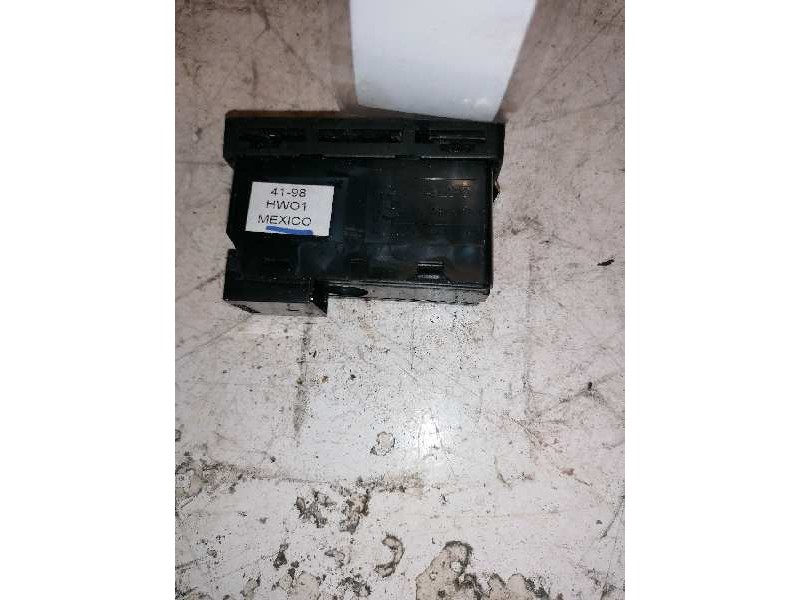 Recambio de warning para bmw serie 3 berlina (e46) 323i referencia OEM IAM 61318368920 6 PINS 