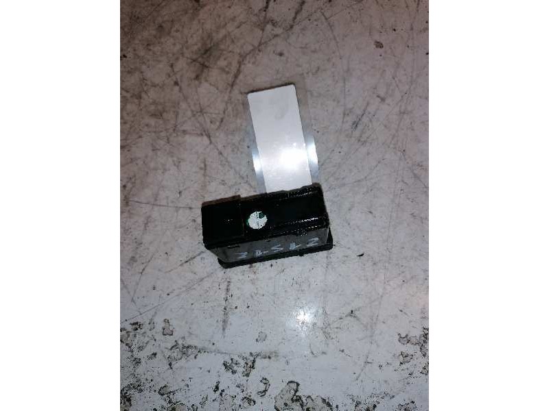 Recambio de warning para bmw serie 3 berlina (e46) 323i referencia OEM IAM 61318368920 6 PINS 