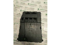 Recambio de caja reles / fusibles para renault scenic ii authentique referencia OEM IAM 8200525384 S118400150D 