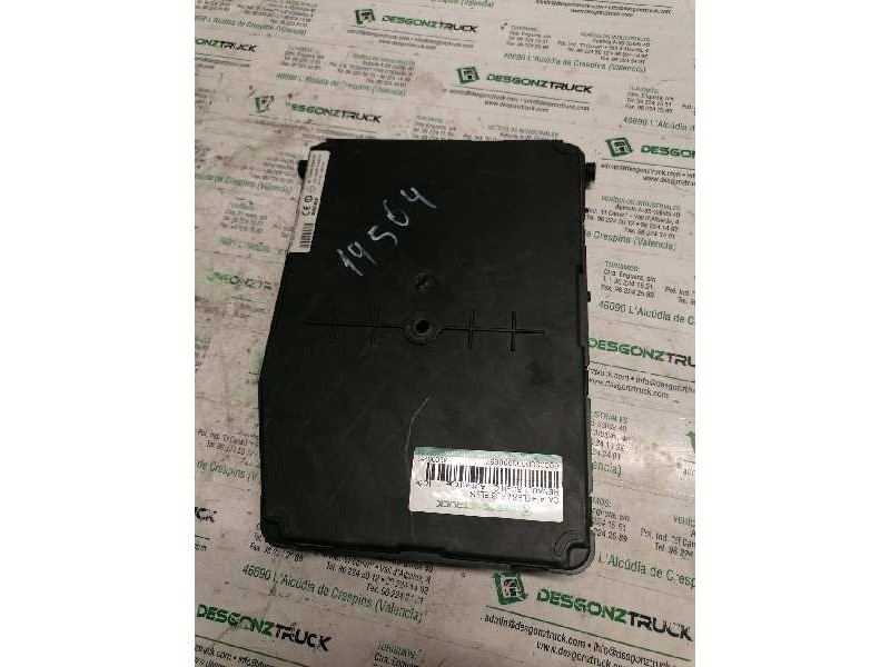 Recambio de caja reles / fusibles para renault scenic ii authentique referencia OEM IAM 8200525384 S118400150D 