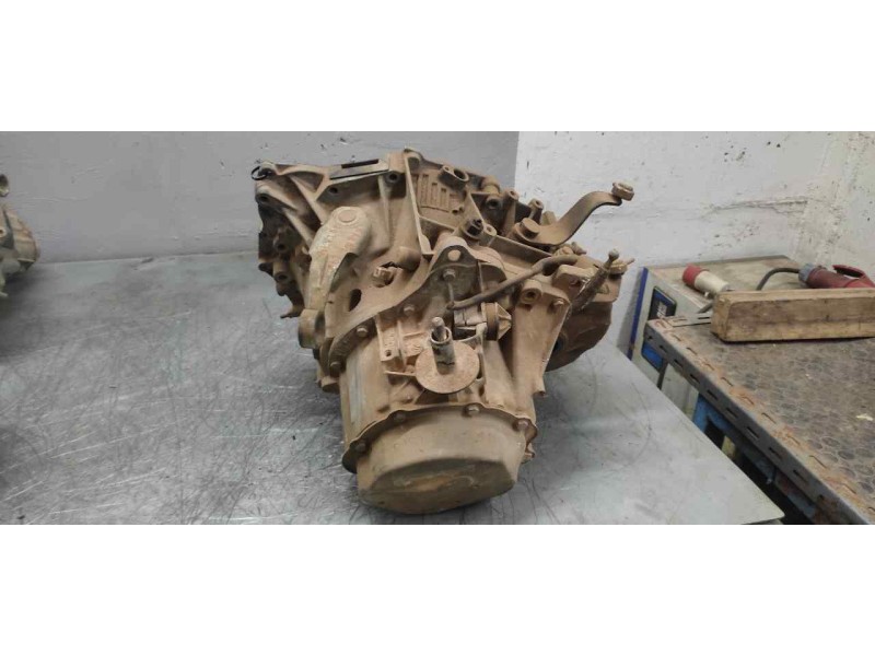 Recambio de caja cambios para peugeot partner (s1) familiar referencia OEM IAM 20TA74  
