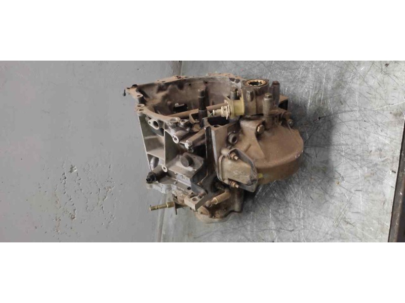 Recambio de caja cambios para peugeot partner (s1) familiar referencia OEM IAM 20TB13  