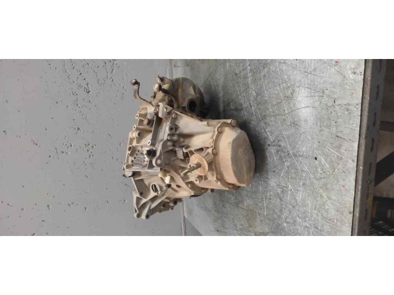 Recambio de caja cambios para citroën berlingo 1.9 d multispace referencia OEM IAM 20TA74  