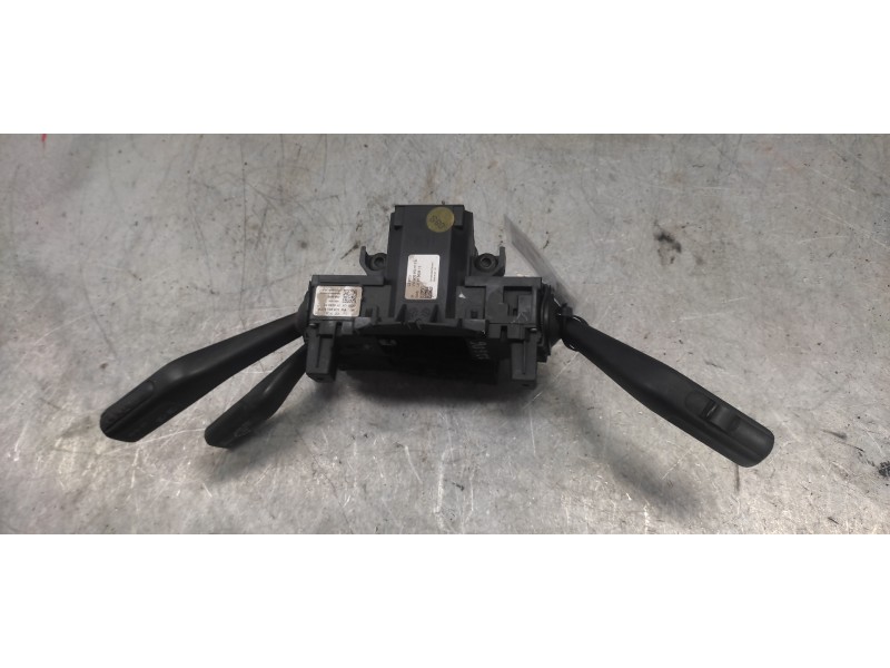 Recambio de mando multifuncion para volkswagen passat berlina (3c2) advance referencia OEM IAM 3C5953513B 3C5953507P 