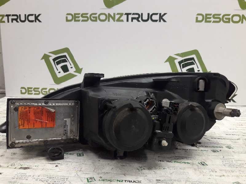 Recambio de faro derecho para nissan primera berlina (p11) básico referencia OEM IAM 89005900 XENON 