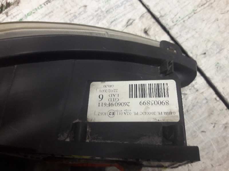 Recambio de faro izquierdo para nissan primera berlina (p11) básico referencia OEM IAM 89005899 XENON 