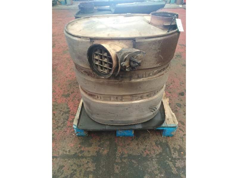 Recambio de catalizador para renault premium route 2006 fas 4x2 larga distancia referencia OEM IAM 7420920724  